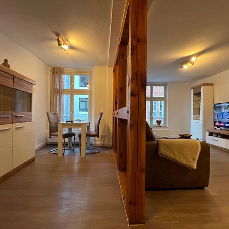 Ferienwohnung Hansezauber In Staedtische Bestlage شترالسوند المظهر الخارجي الصورة